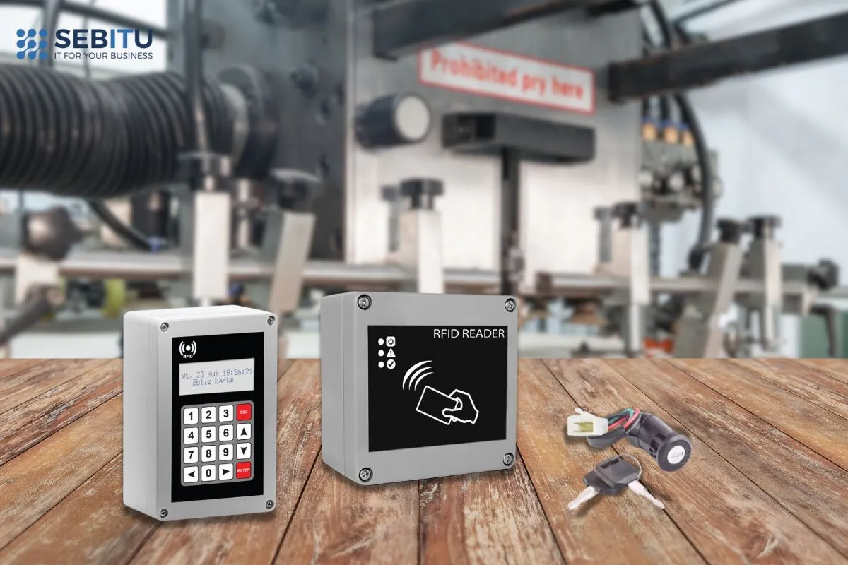 Przykładowe modele czytników RFID stosowana w kontroli dostępu do maszyn